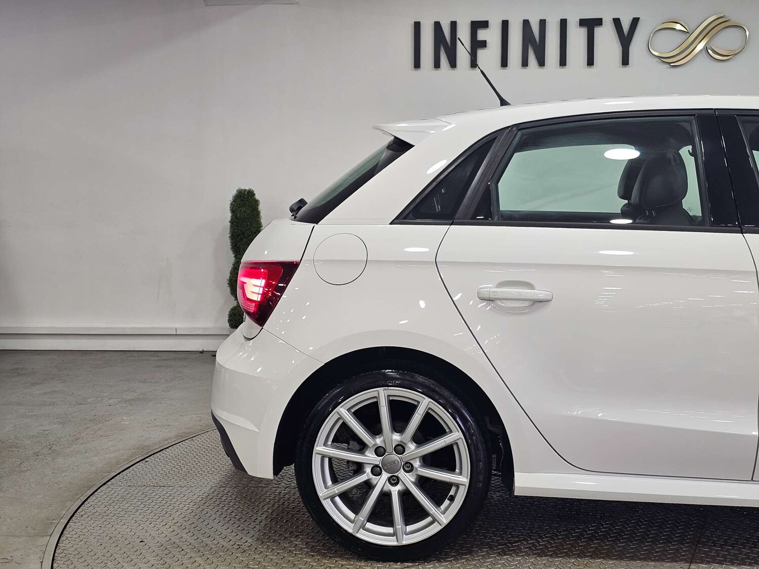 Used Audi A1 2016 for sale - 77490235: Photo 19