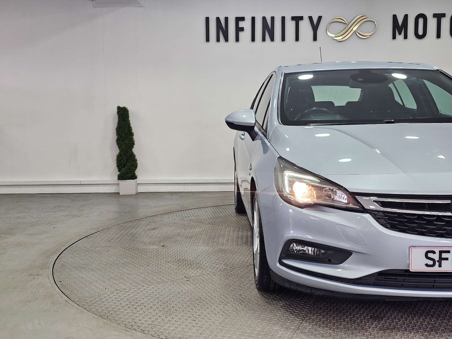 Used Vauxhall Astra 2017 for sale - 76972379: Photo 18