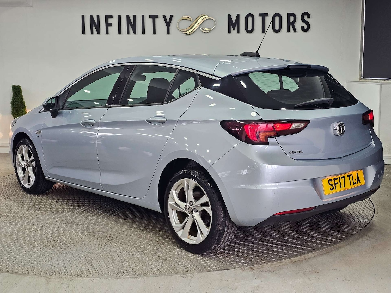 Used Vauxhall Astra 2017 for sale - 76972379: Photo 27