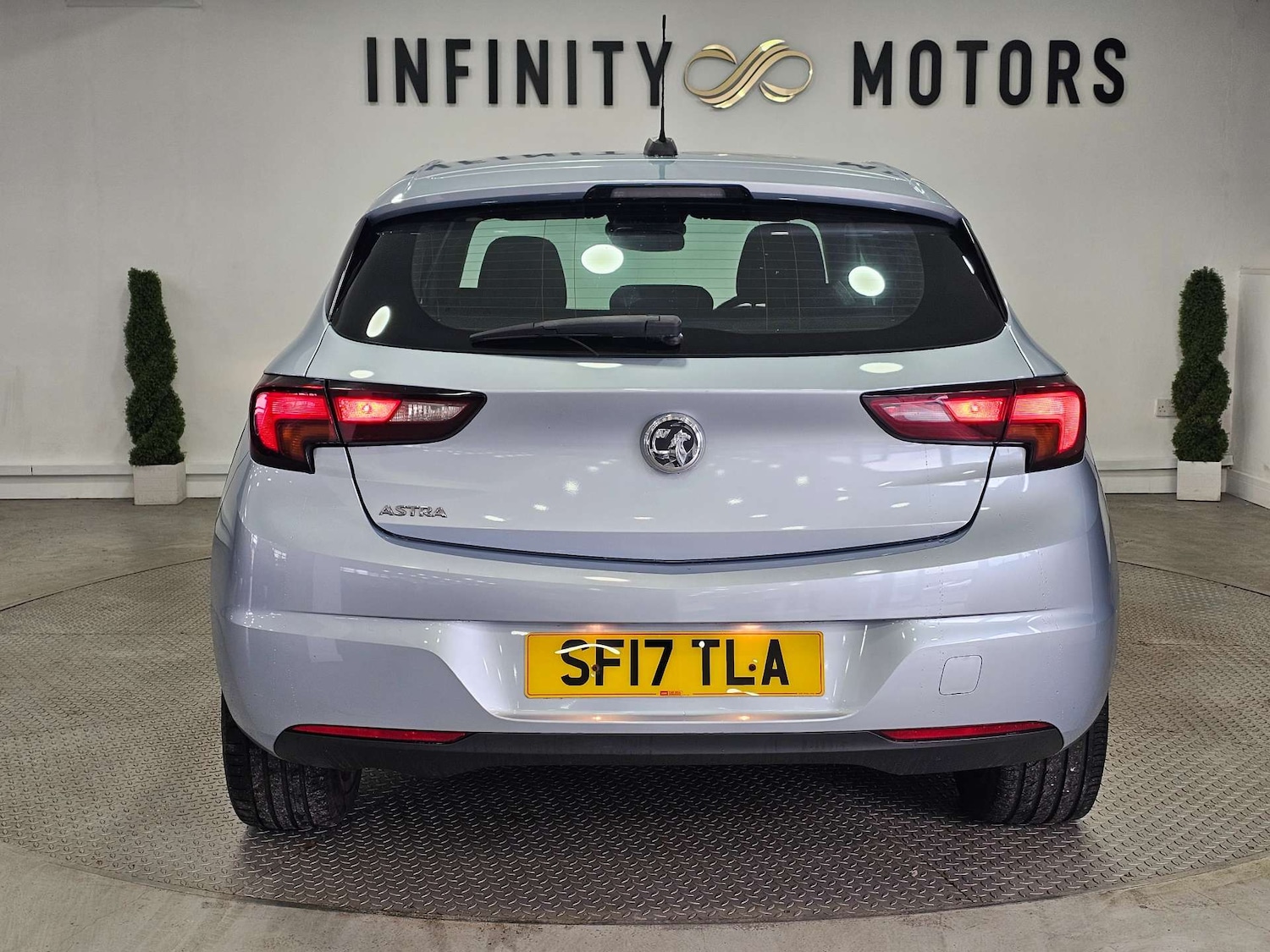 Used Vauxhall Astra 2017 for sale - 76972379: Photo 29