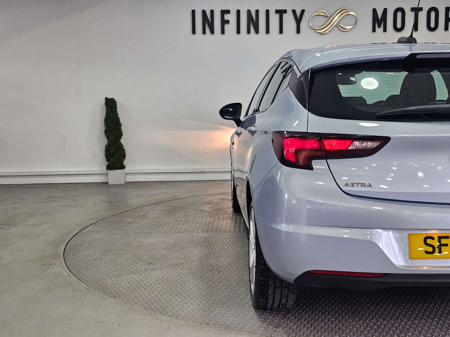 Used Vauxhall Astra 2017 for sale - 76972379: Photo 31