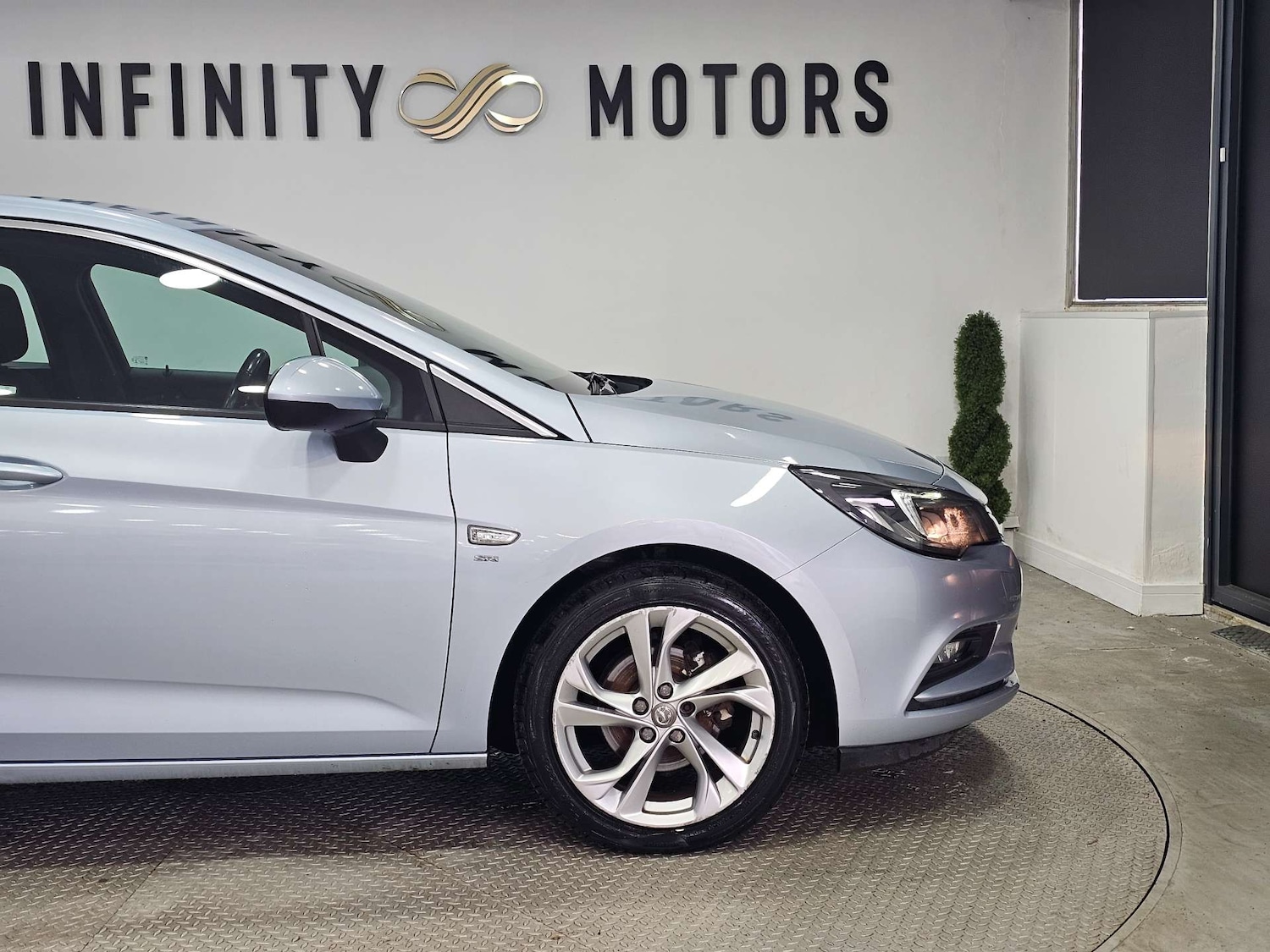 Used Vauxhall Astra 2017 for sale - 76972379: Photo 36