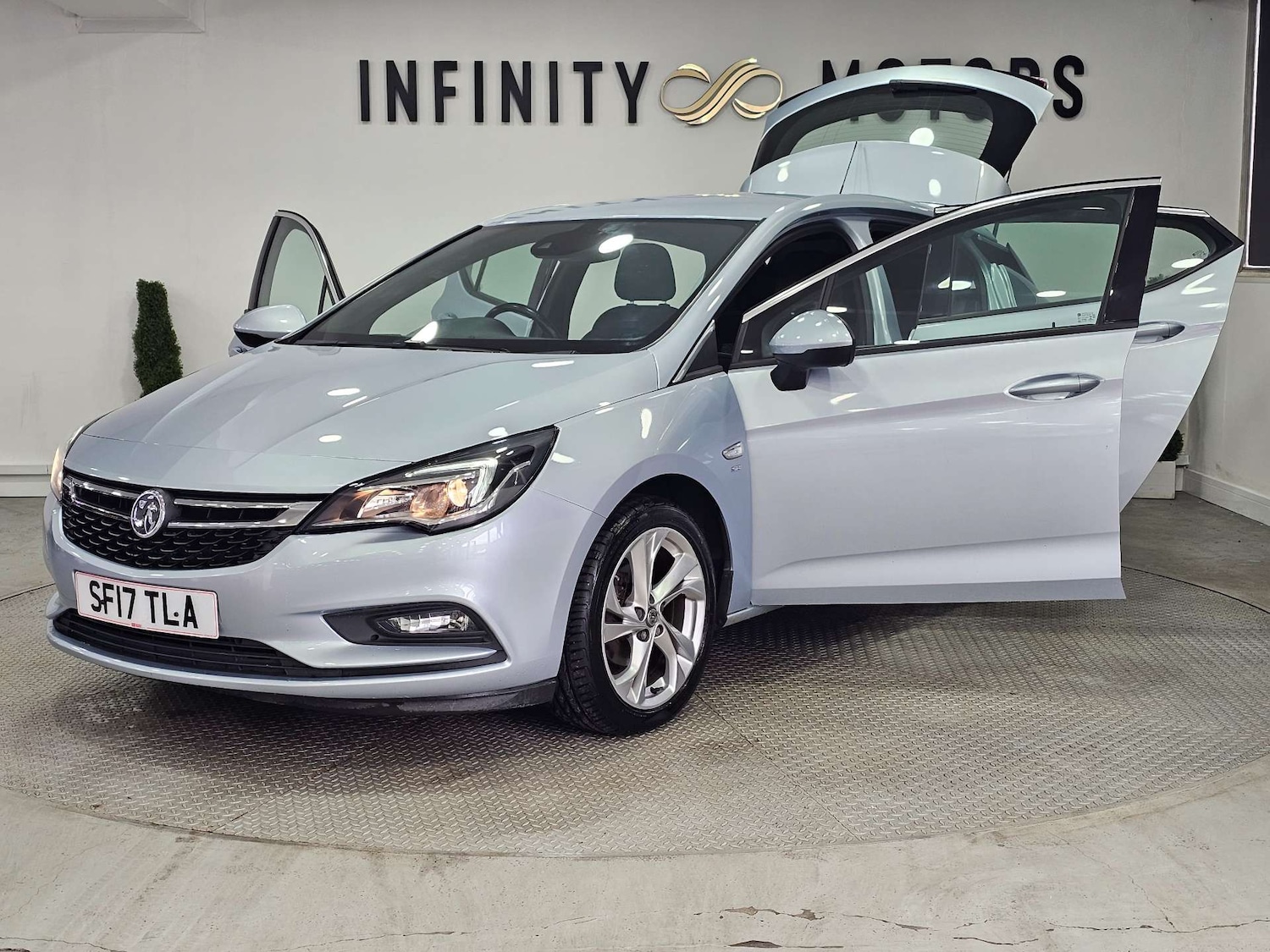 Used Vauxhall Astra 2017 for sale - 76972379: Photo 45