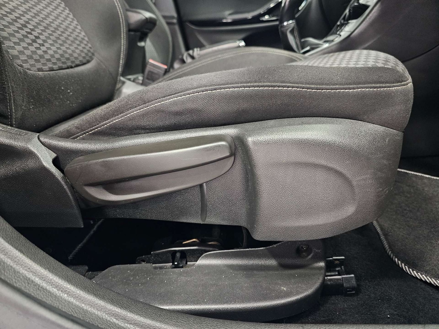 Used Vauxhall Astra 2017 for sale - 76972379: Photo 57