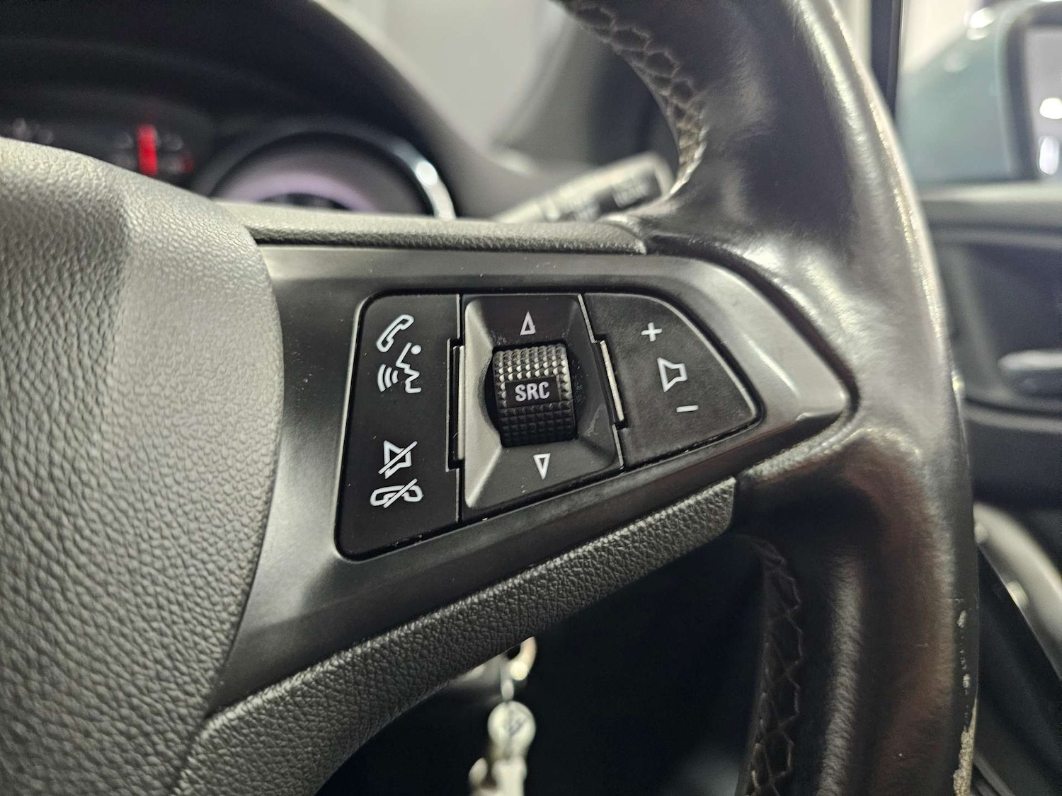 Used Vauxhall Astra 2017 for sale - 76972379: Photo 59