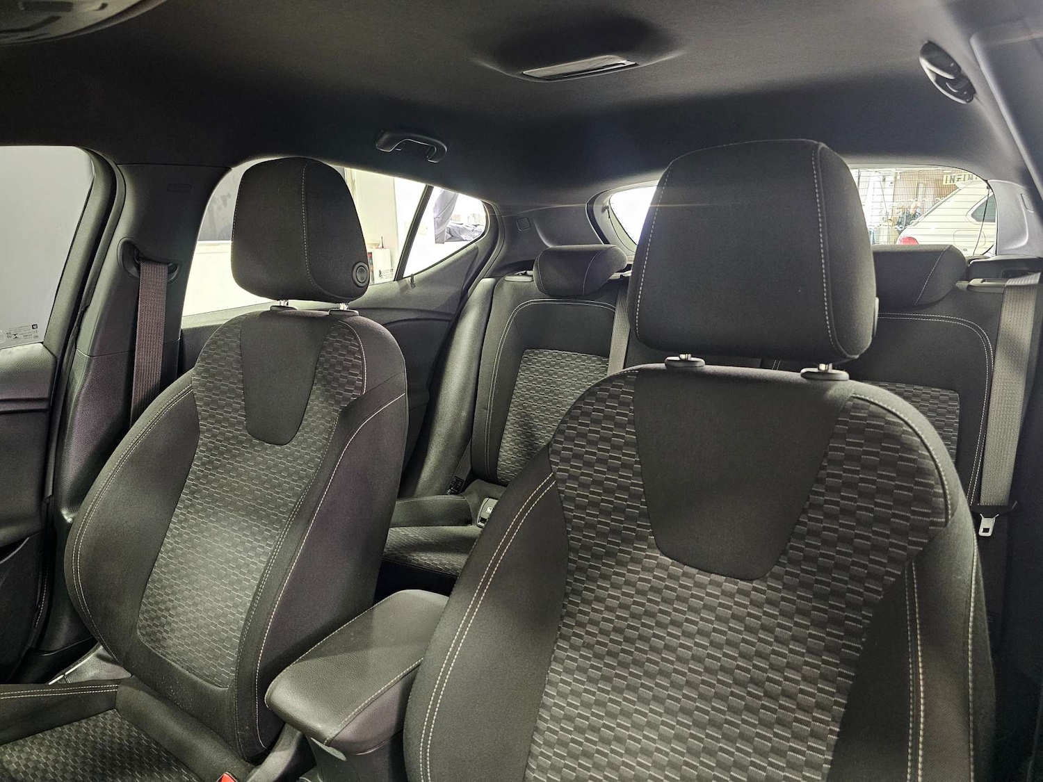 Used Vauxhall Astra 2017 for sale - 76972379: Photo 83