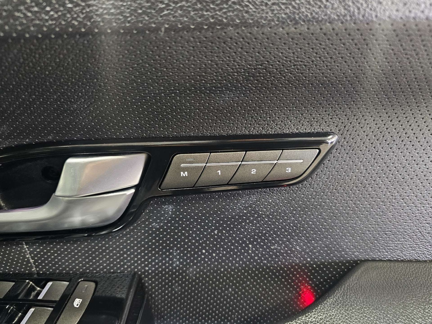 Used Land Rover Range Rover Evoque 2015 for sale - 77088692: Photo 13