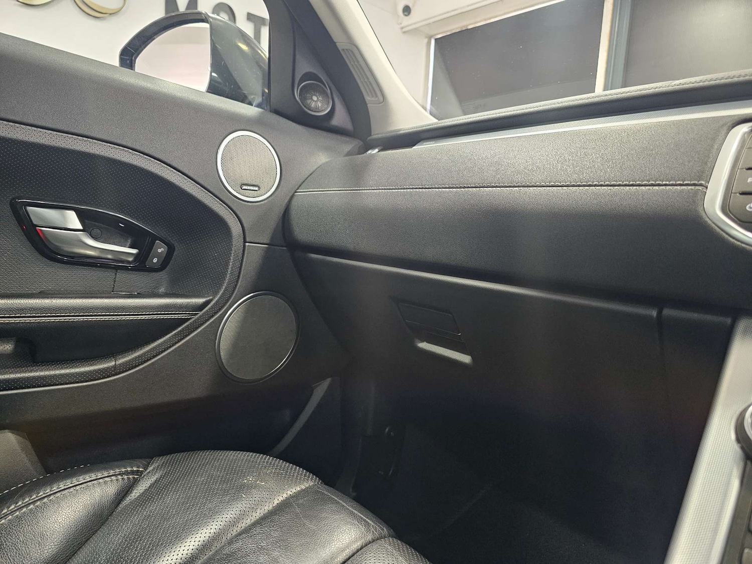 Used Land Rover Range Rover Evoque 2015 for sale - 77088692: Photo 76