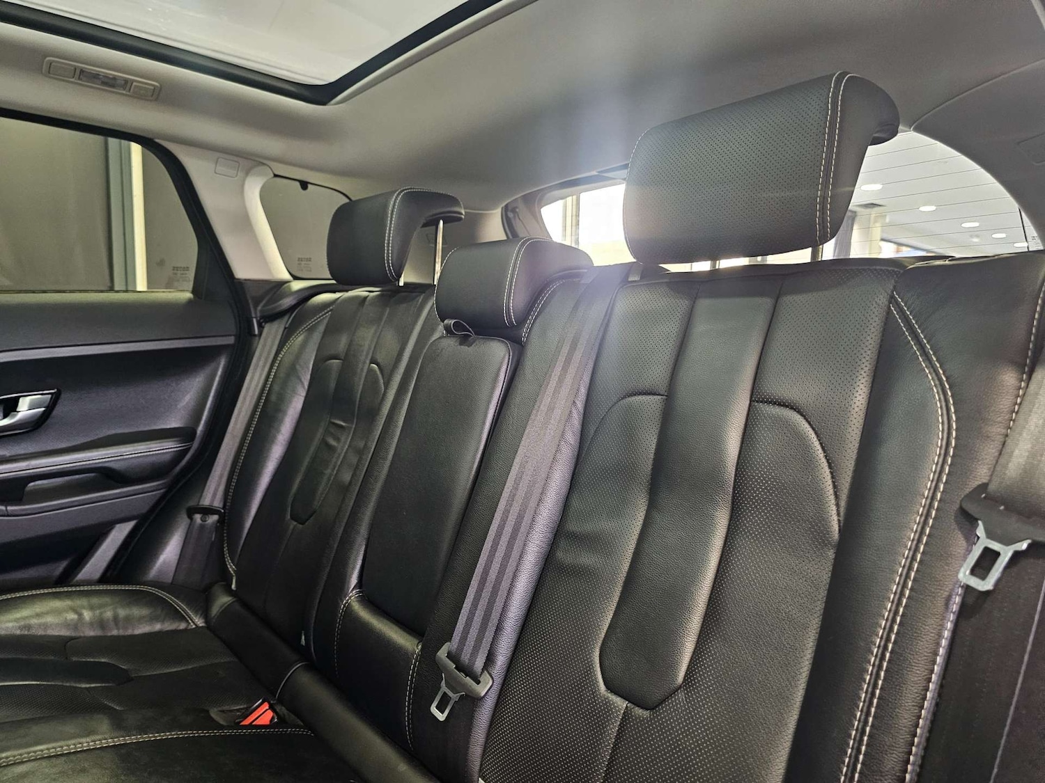 Used Land Rover Range Rover Evoque 2015 for sale - 77088692: Photo 89