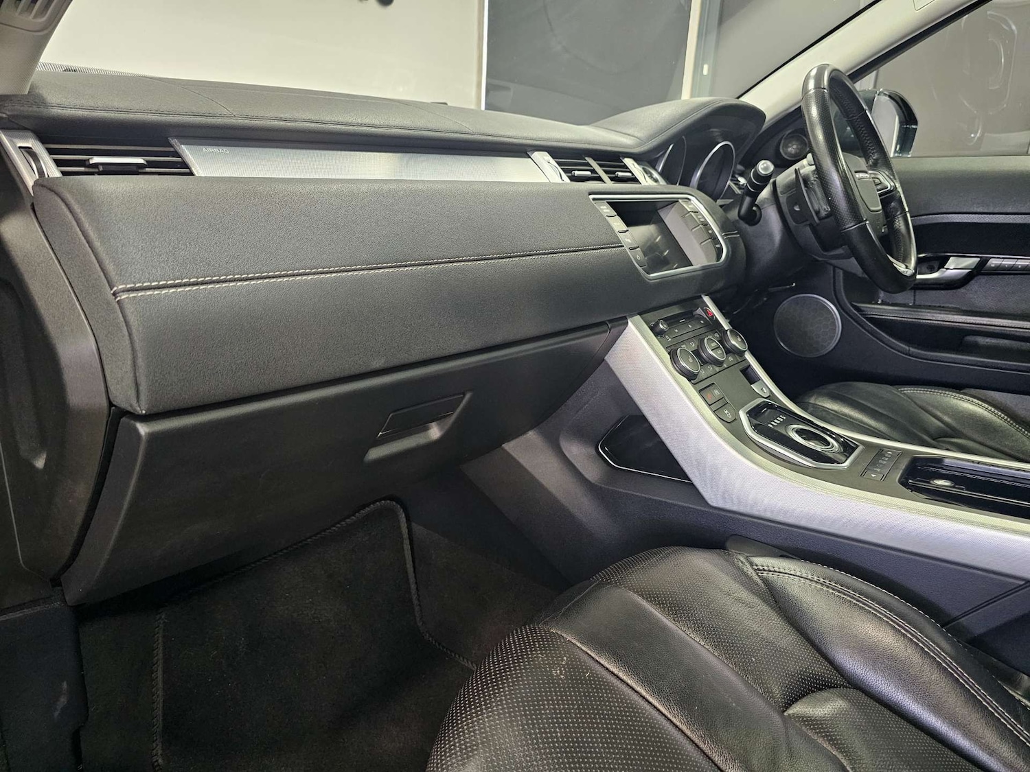 Used Land Rover Range Rover Evoque 2015 for sale - 77088692: Photo 91