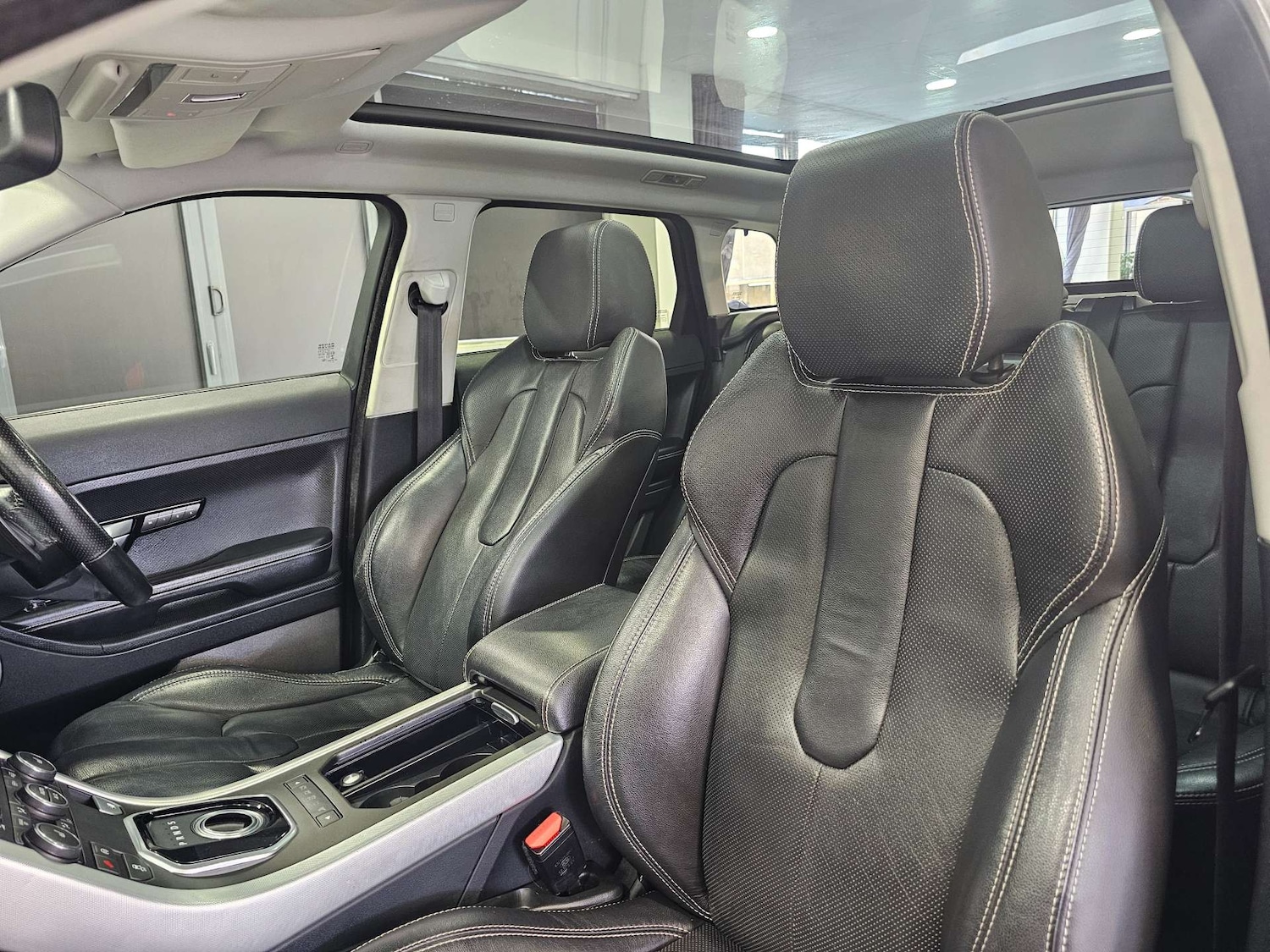 Used Land Rover Range Rover Evoque 2015 for sale - 77088692: Photo 93