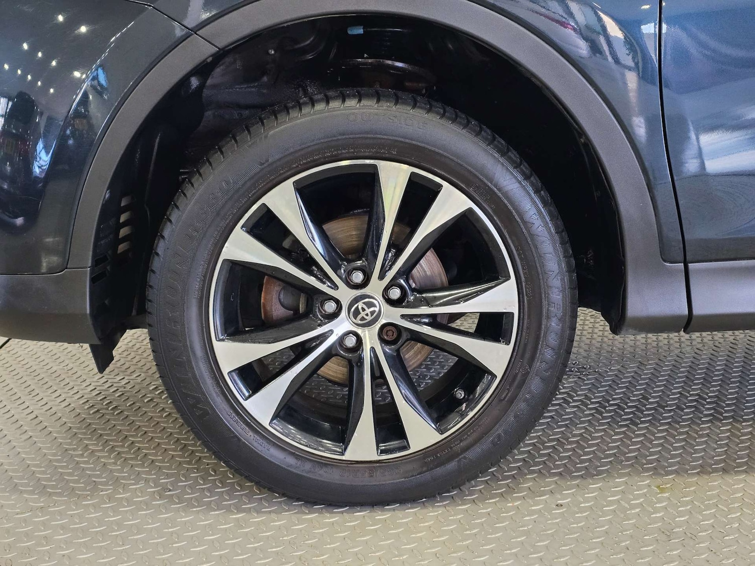 Used Toyota RAV4 2015 for sale - 76972402: Photo 23