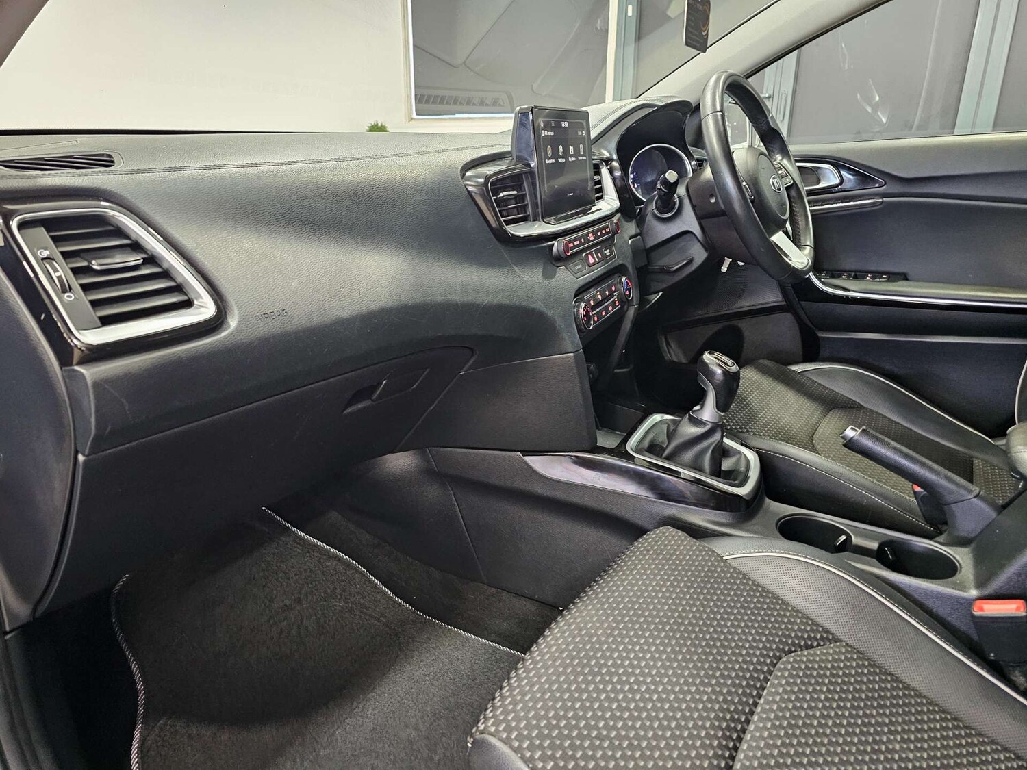 Used Kia Ceed 2019 for sale - 77872486: Photo 88