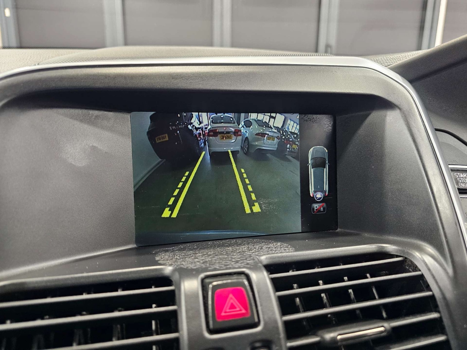 Used Volvo XC60 2016 for sale - 76972369: Photo 2