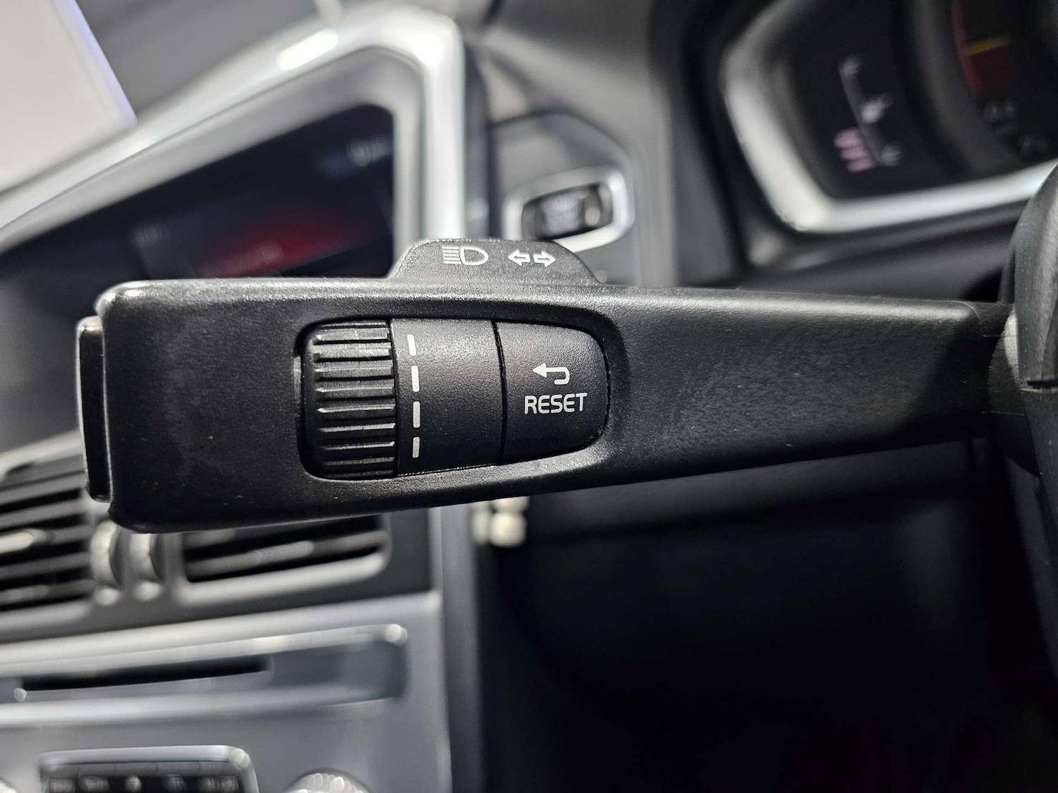 Used Volvo XC60 2016 for sale - 76972369: Photo 24