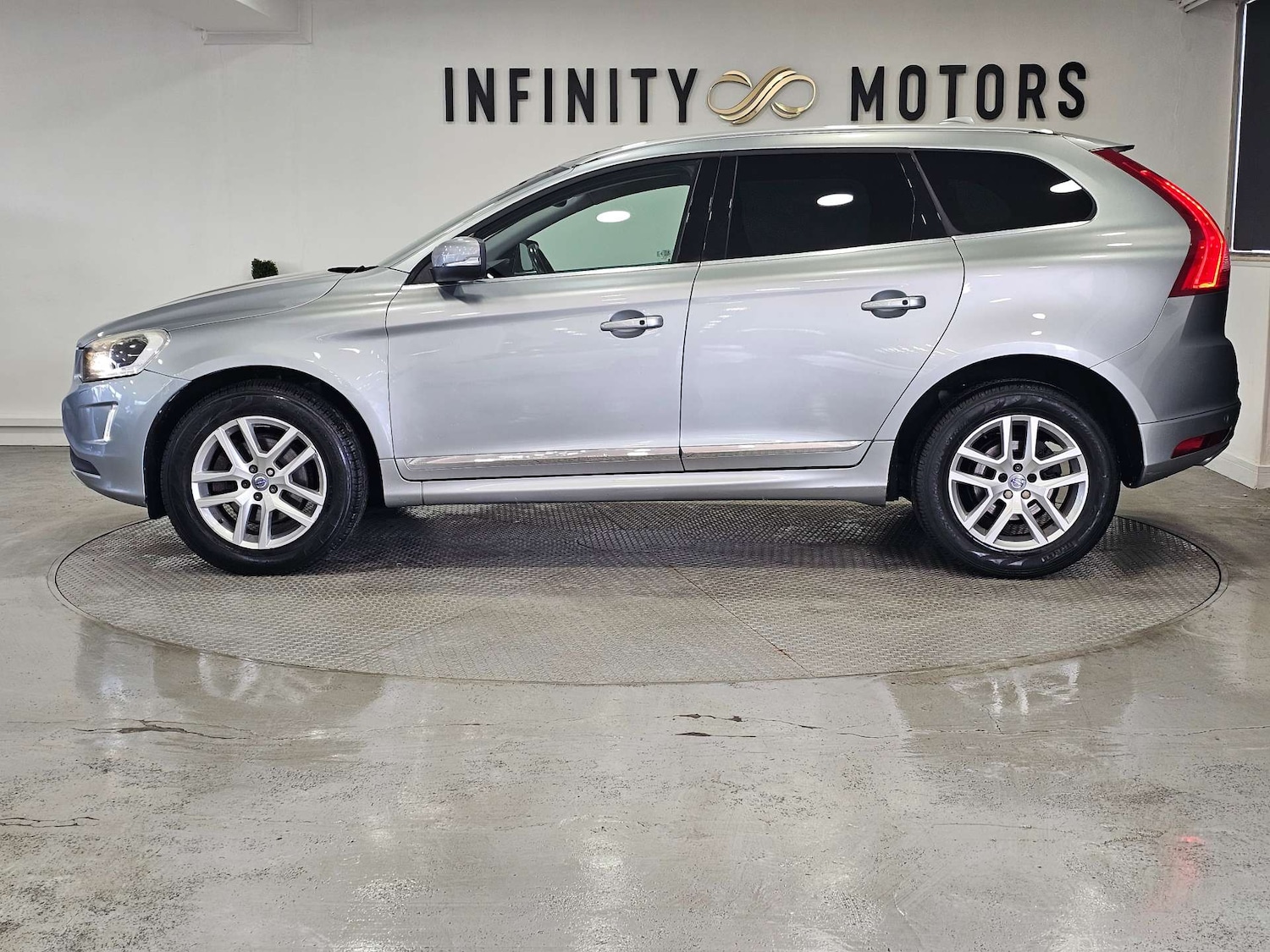 Used Volvo XC60 2016 for sale - 76972369: Photo 34