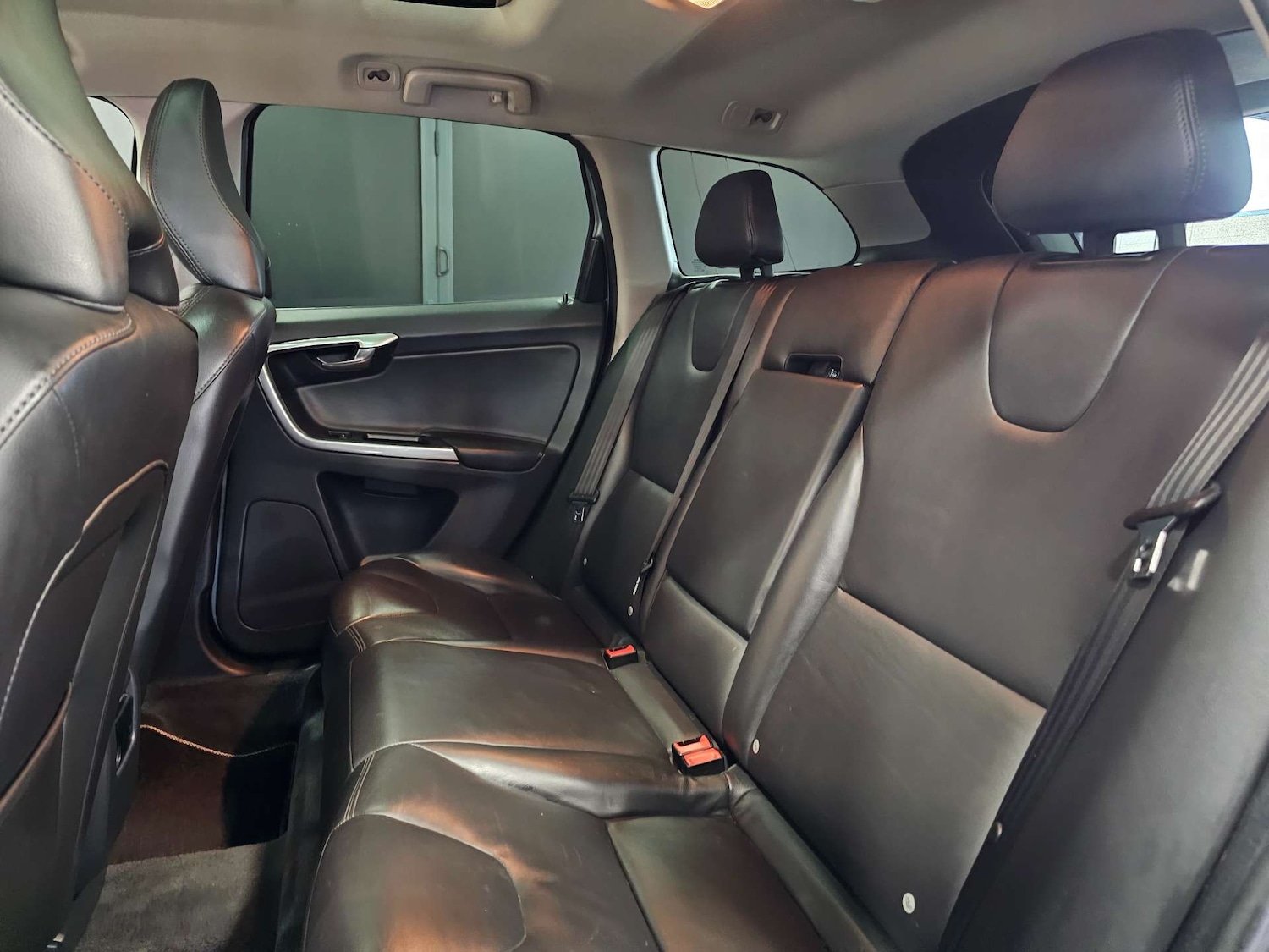 Used Volvo XC60 2016 for sale - 76972369: Photo 38