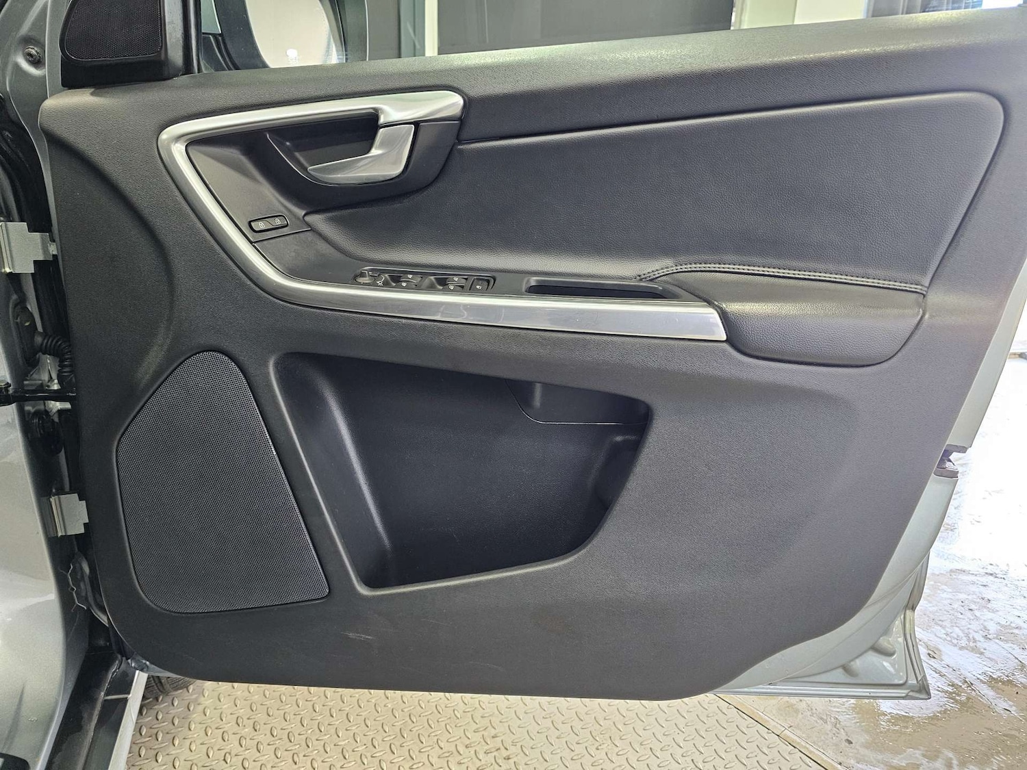 Used Volvo XC60 2016 for sale - 76972369: Photo 68