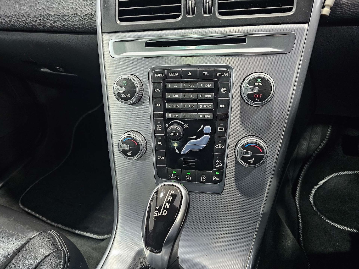 Used Volvo XC60 2016 for sale - 76972369: Photo 79