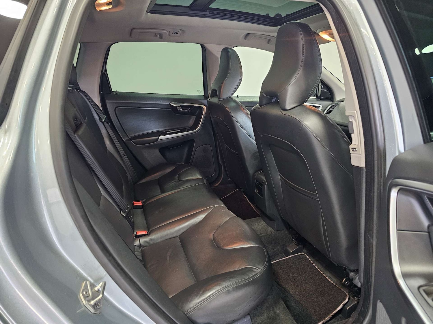 Used Volvo XC60 2016 for sale - 76972369: Photo 88