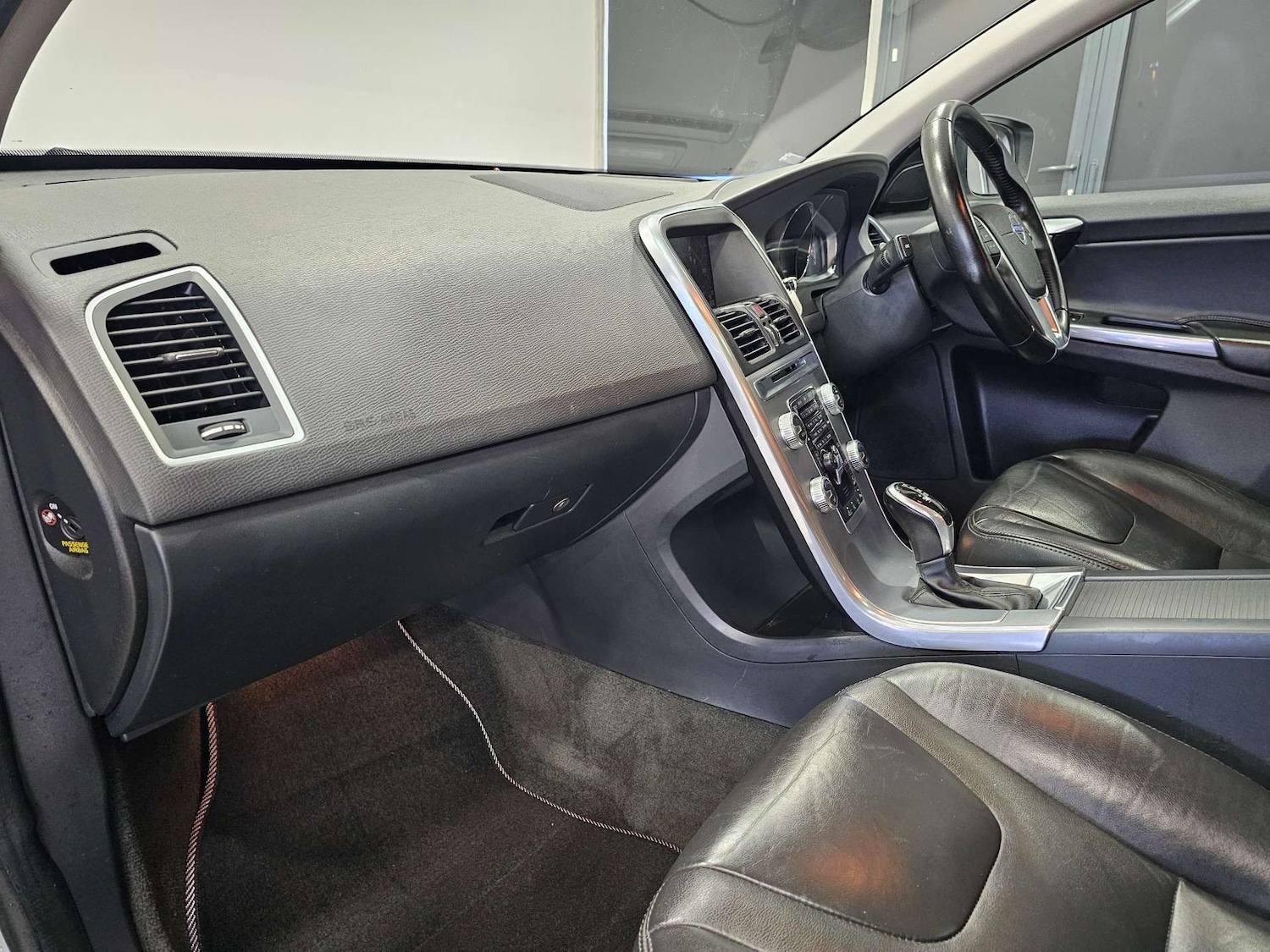 Used Volvo XC60 2016 for sale - 76972369: Photo 93