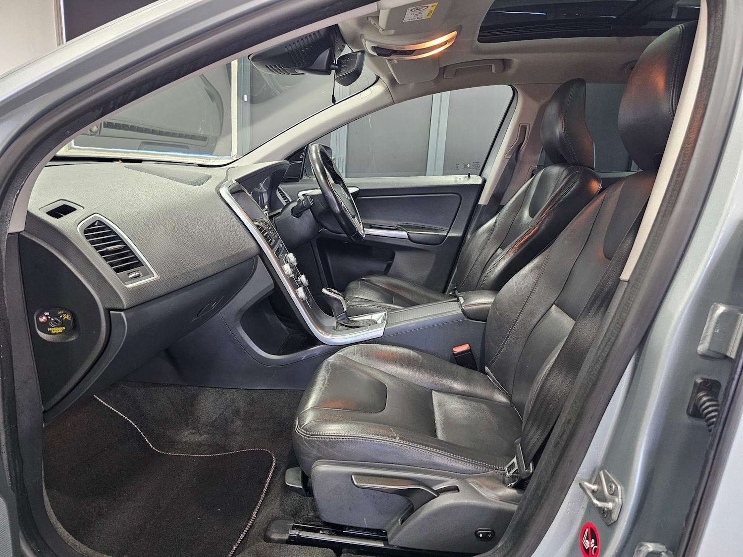 Used Volvo XC60 2016 for sale - 76972369: Photo 94