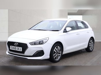 Used Hyundai i30 2018 for sale - 79504352: Photo