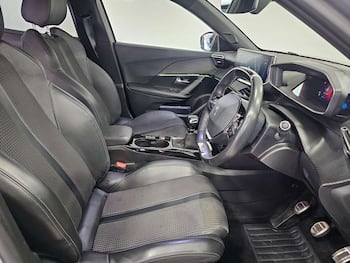 Used Peugeot 2008 2021 for sale - 79709590: Photo