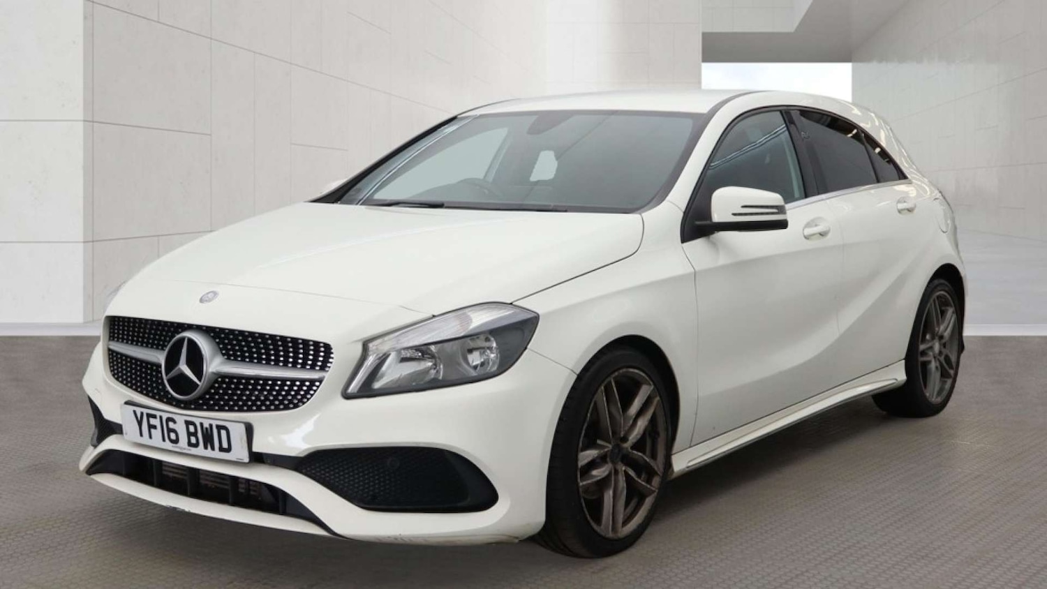 Used Mercedes-Benz A-Class 2016 for sale - 78213861: Photo 2