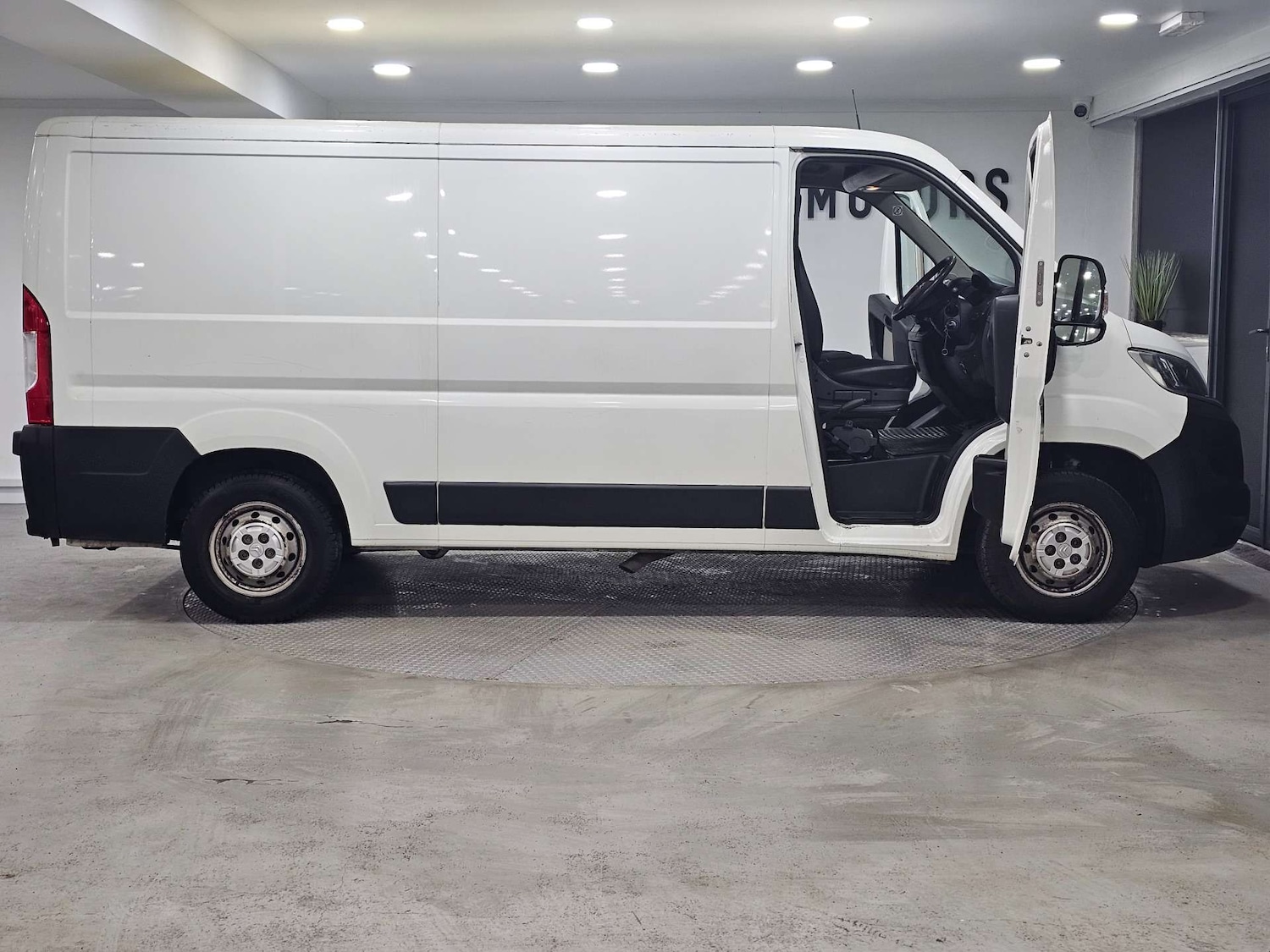 Used Citroen Relay 2018 for sale - 77380656: Photo 42