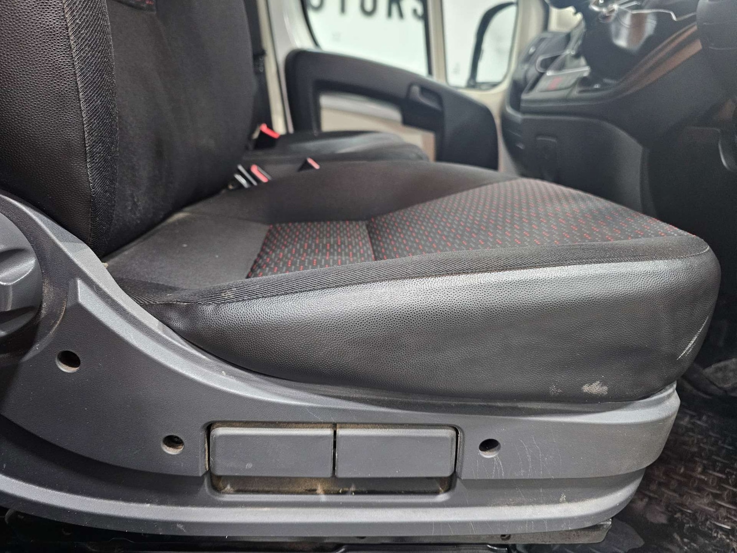 Used Citroen Relay 2018 for sale - 77380656: Photo 50