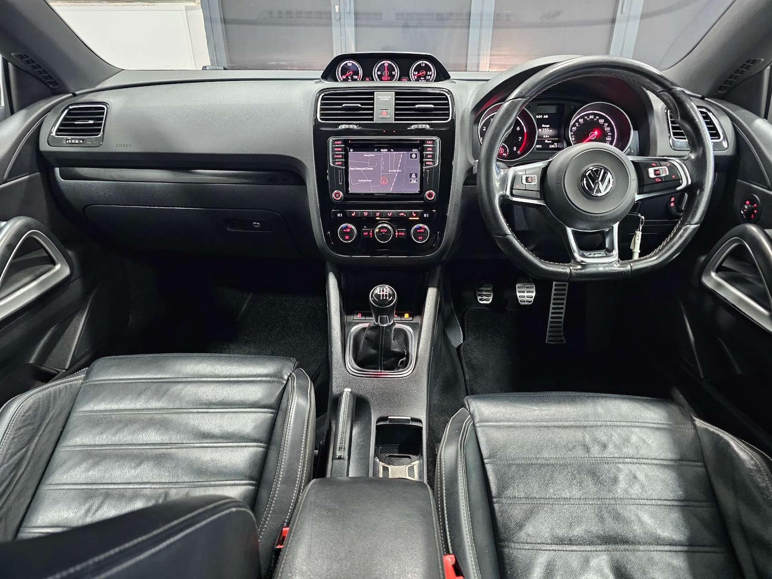 Used Volkswagen Scirocco 2017 for sale - 77590620: Photo 15