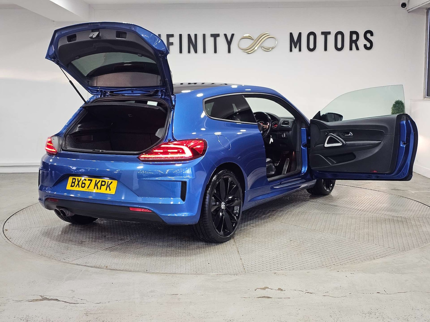 Used Volkswagen Scirocco 2017 for sale - 77590620: Photo 49