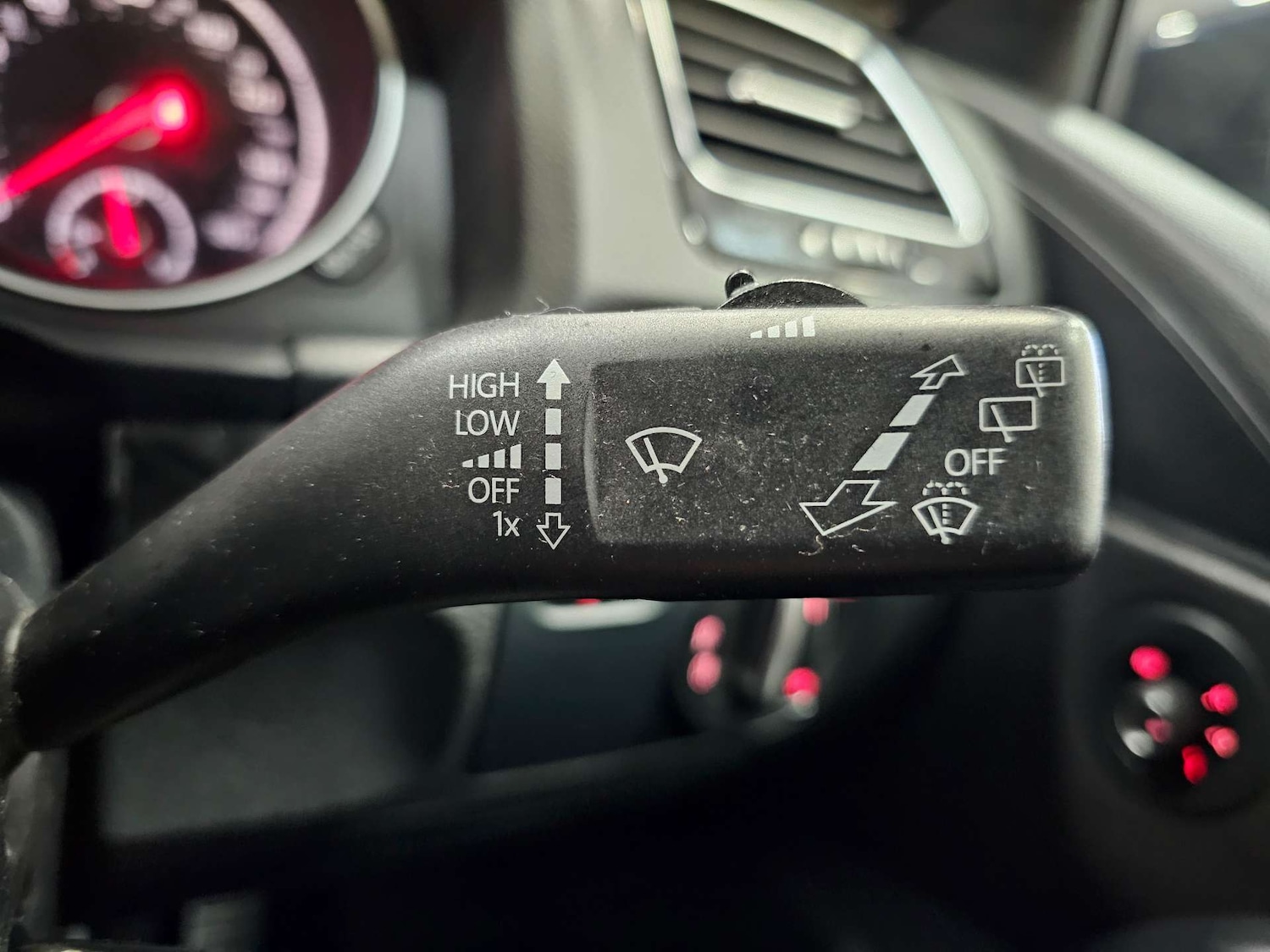 Used Volkswagen Scirocco 2017 for sale - 77590620: Photo 63