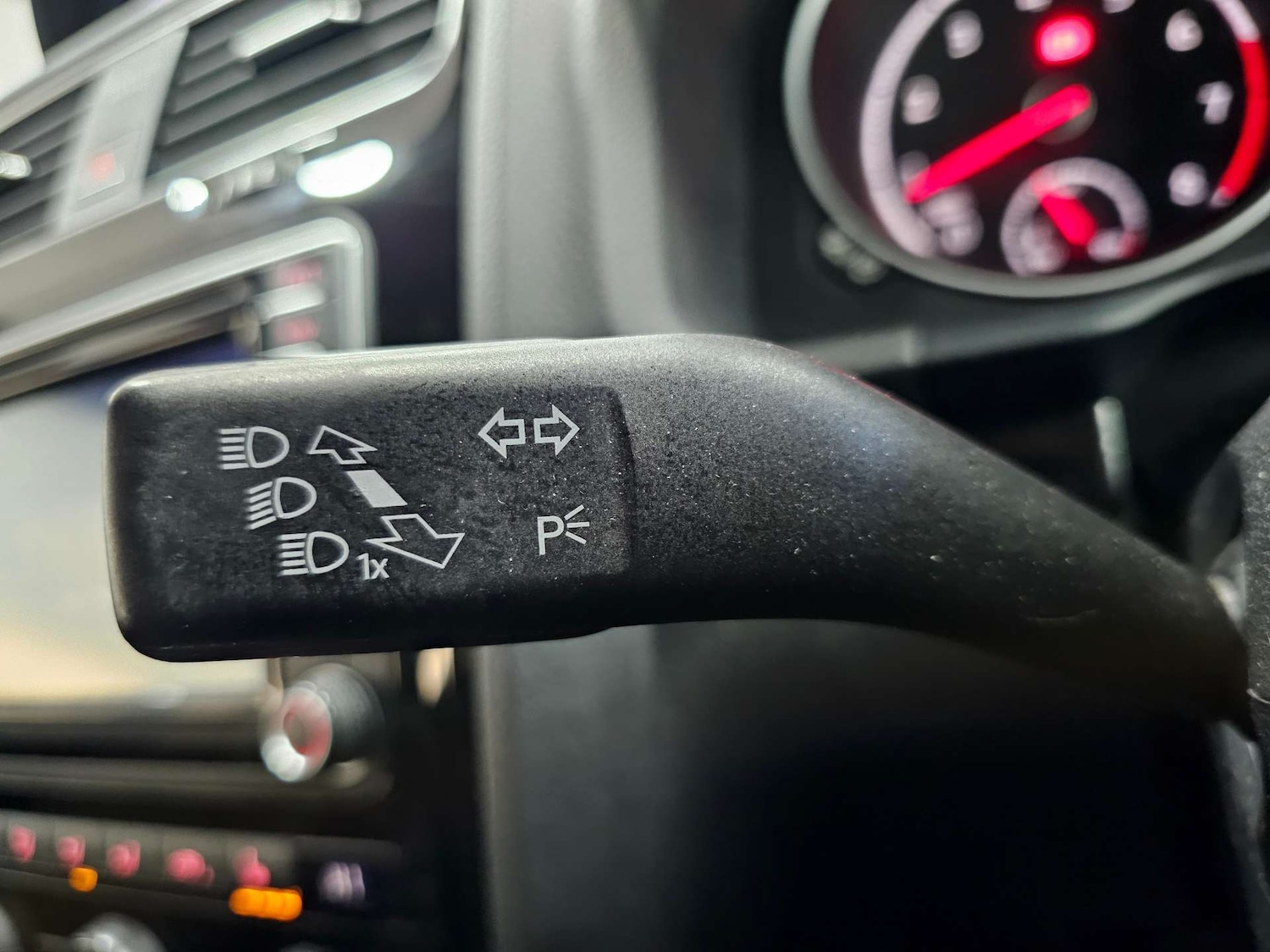 Used Volkswagen Scirocco 2017 for sale - 77590620: Photo 64