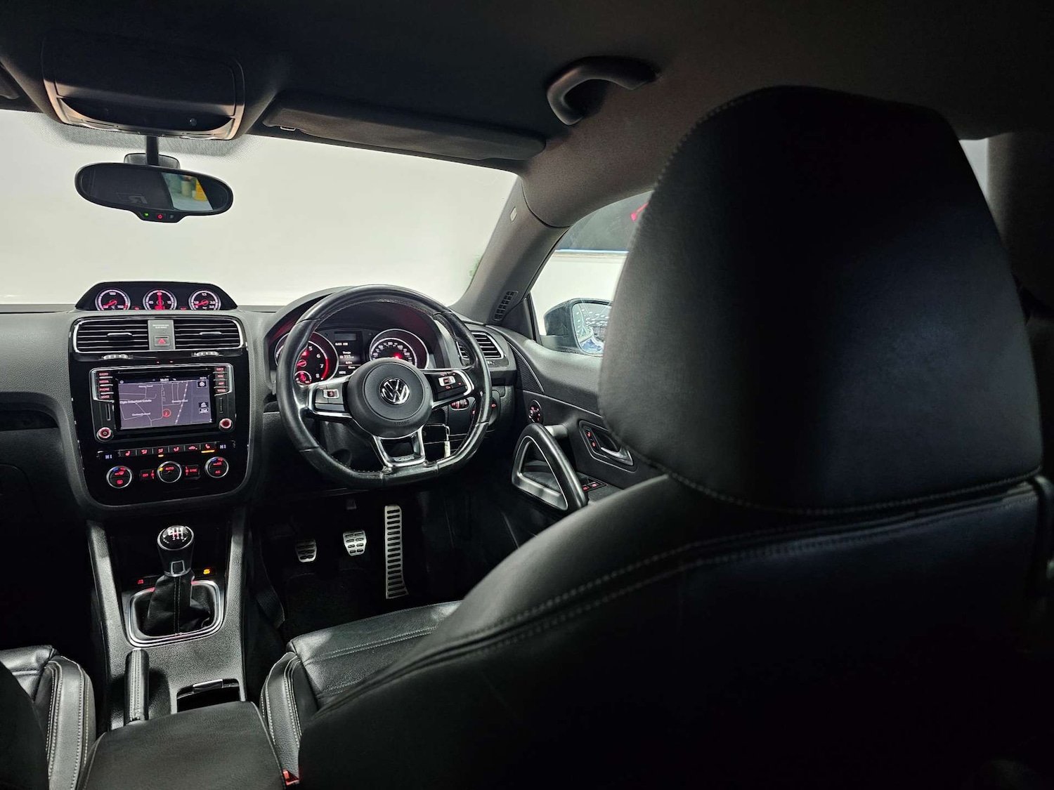 Used Volkswagen Scirocco 2017 for sale - 77590620: Photo 82