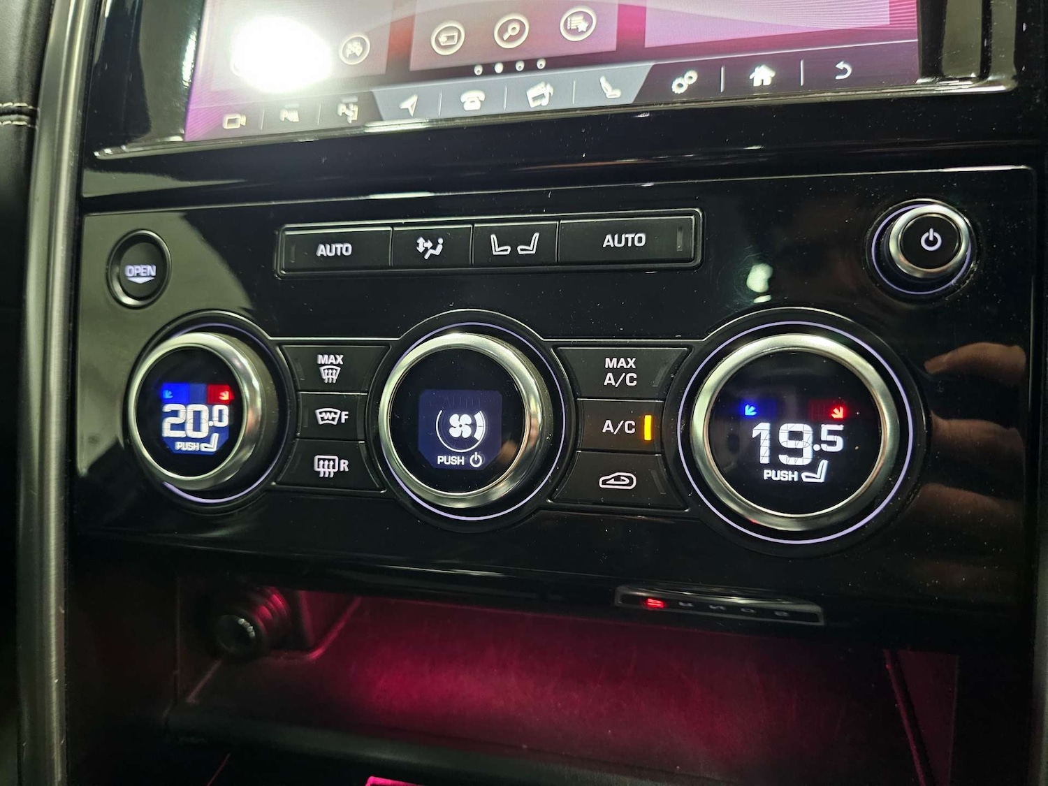 Used Land Rover Discovery 2017 for sale - 78055132: Photo 10