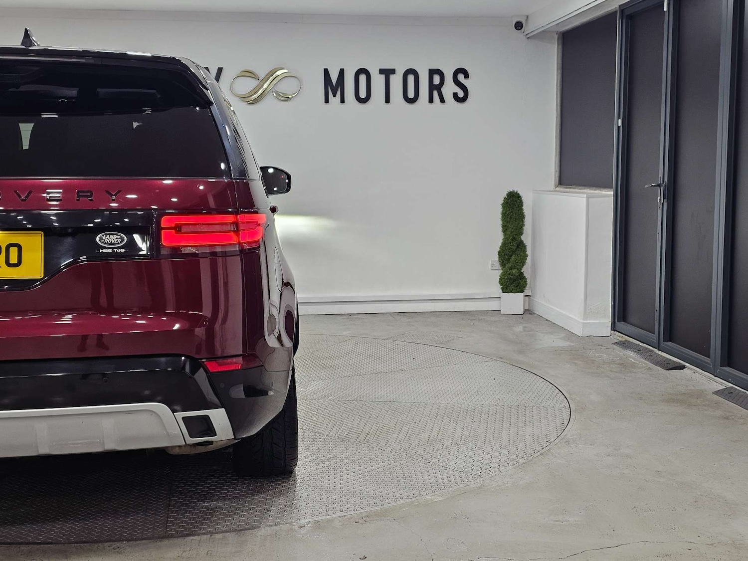 Used Land Rover Discovery 2017 for sale - 78055132: Photo 31