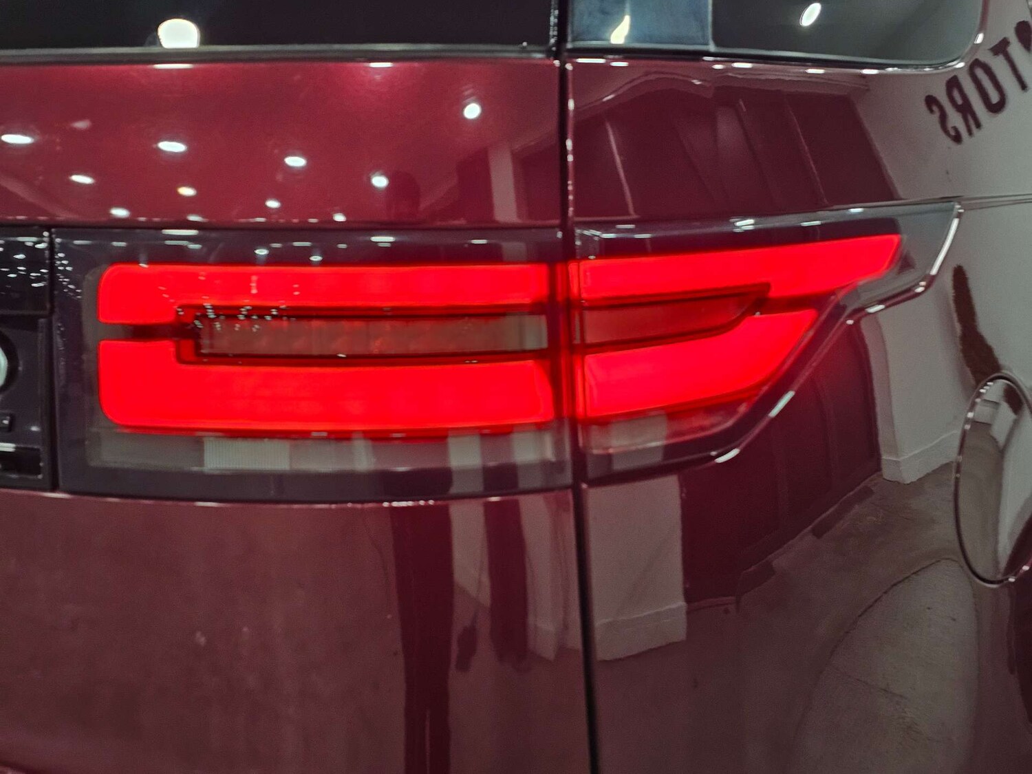 Used Land Rover Discovery 2017 for sale - 78055132: Photo 33