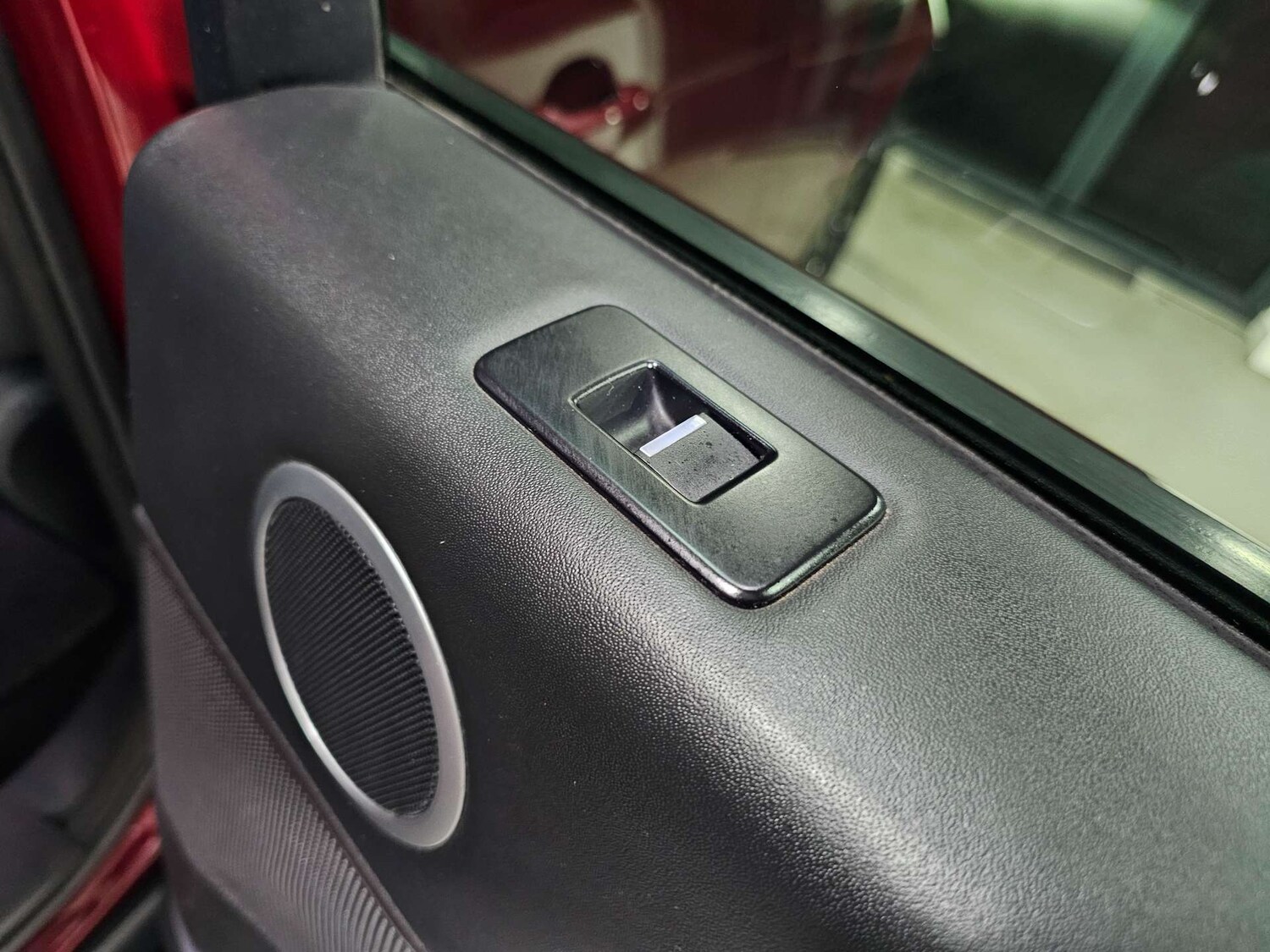 Used Land Rover Discovery 2017 for sale - 78055132: Photo 89