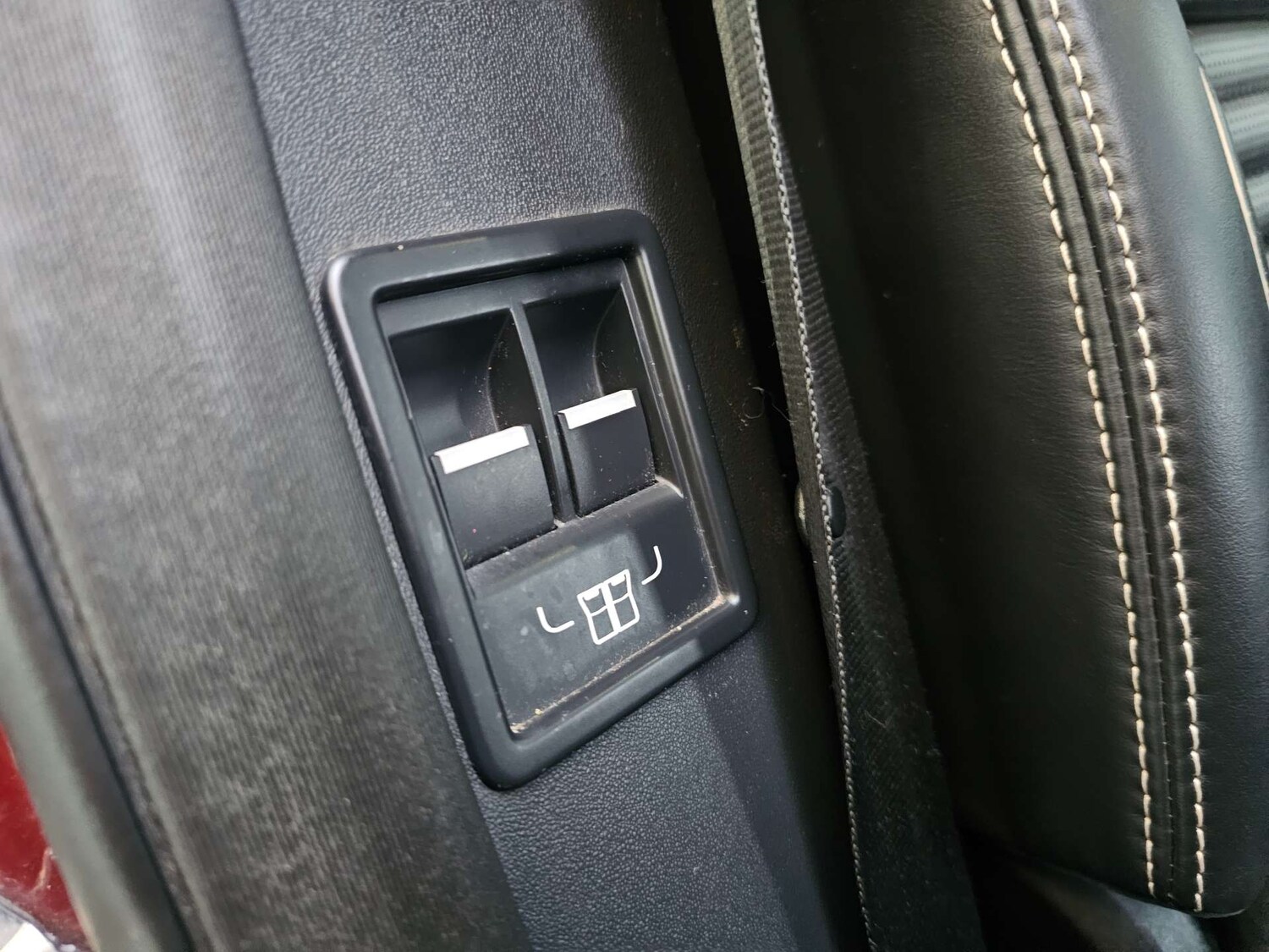 Used Land Rover Discovery 2017 for sale - 78055132: Photo 93