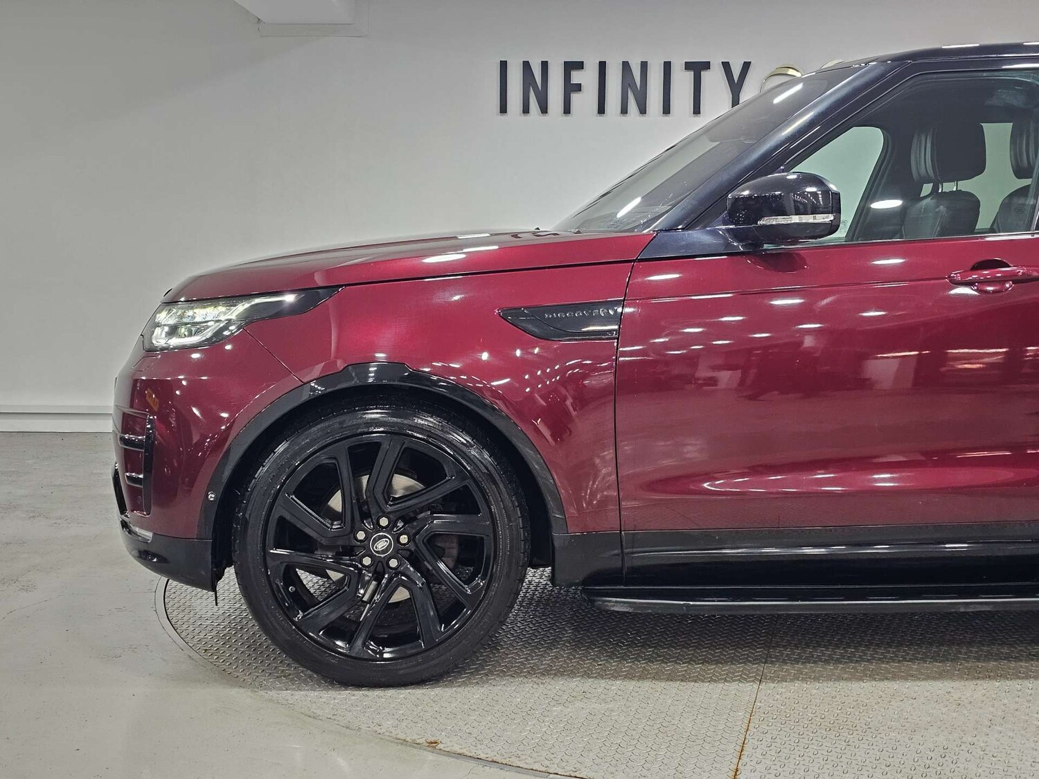 Used Land Rover Discovery 2017 for sale - 77937313: Photo 23