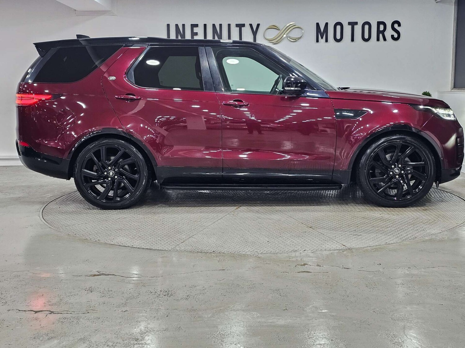 Used Land Rover Discovery 2017 for sale - 77937313: Photo 36