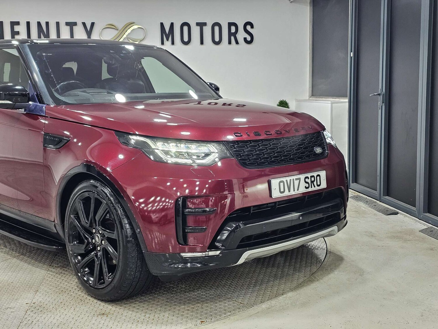 Used Land Rover Discovery 2017 for sale - 77937313: Photo 6