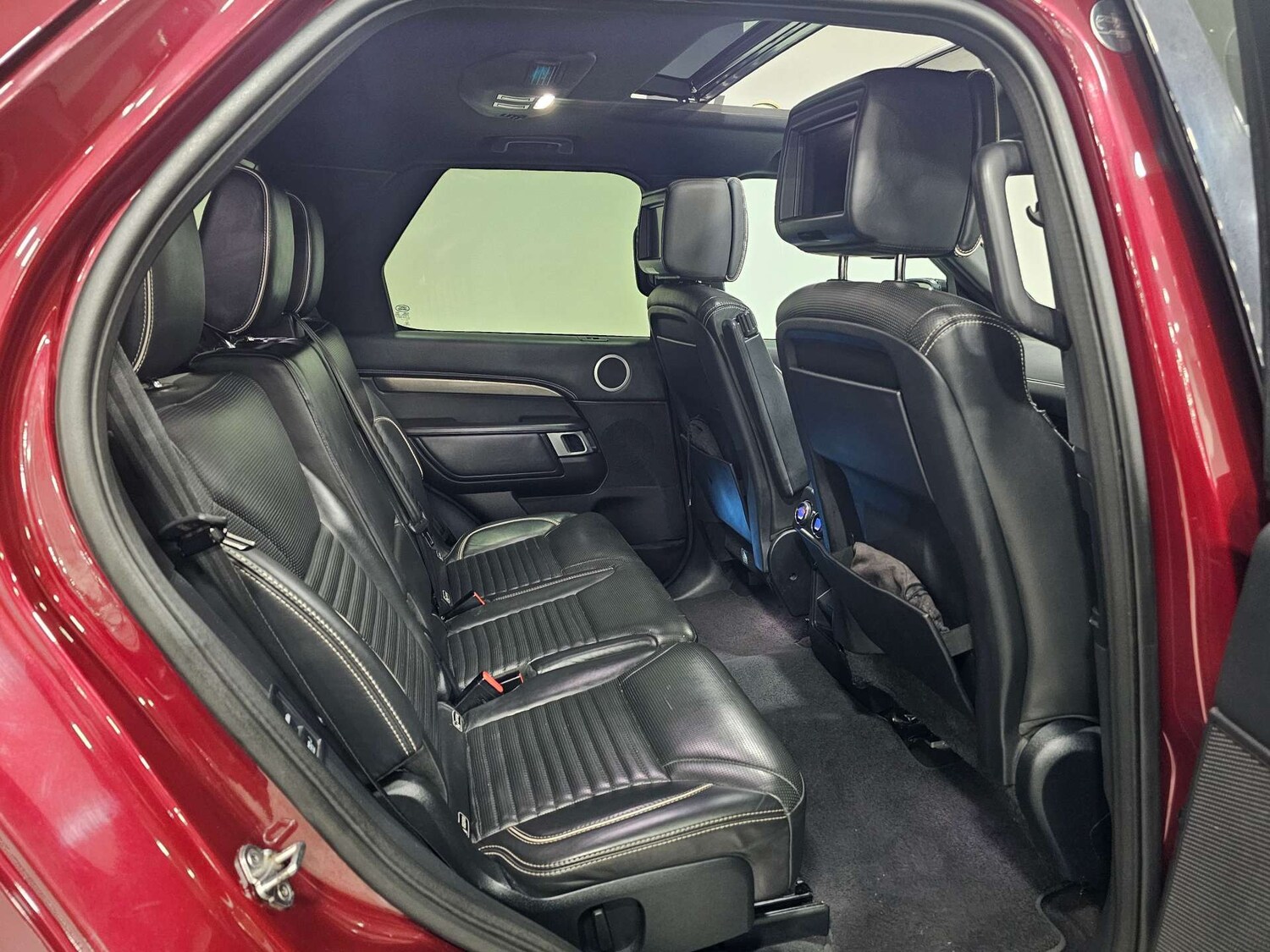 Used Land Rover Discovery 2017 for sale - 77937313: Photo 90