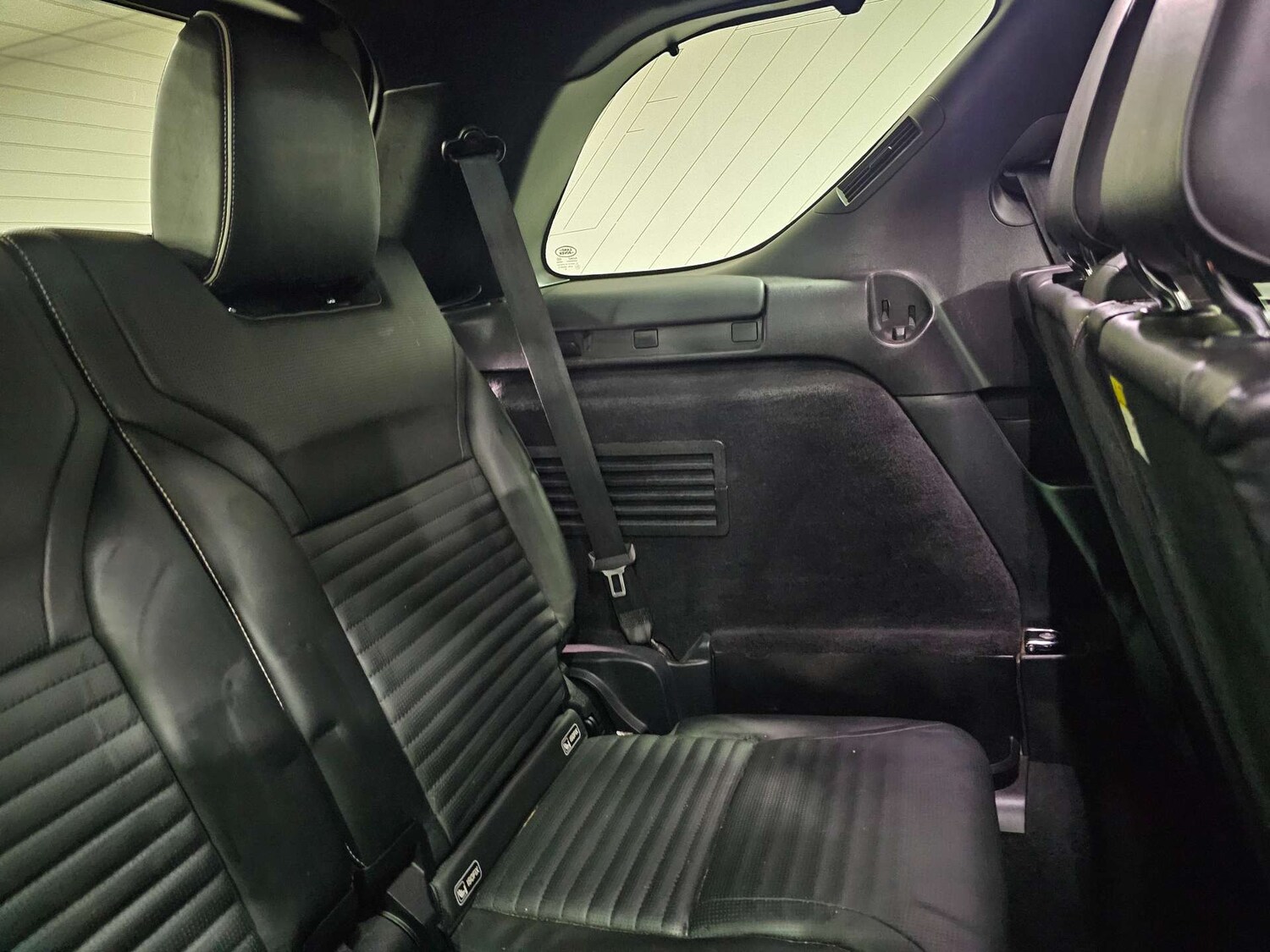 Used Land Rover Discovery 2017 for sale - 77937313: Photo 98