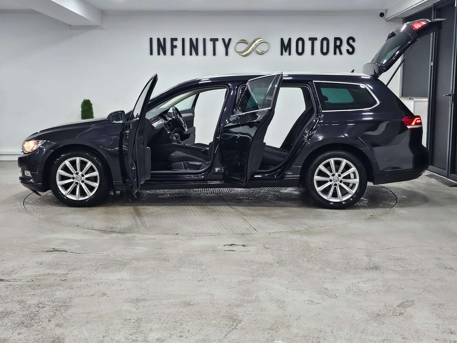 Used Volkswagen Passat 2017 for sale - 77547690: Photo 29