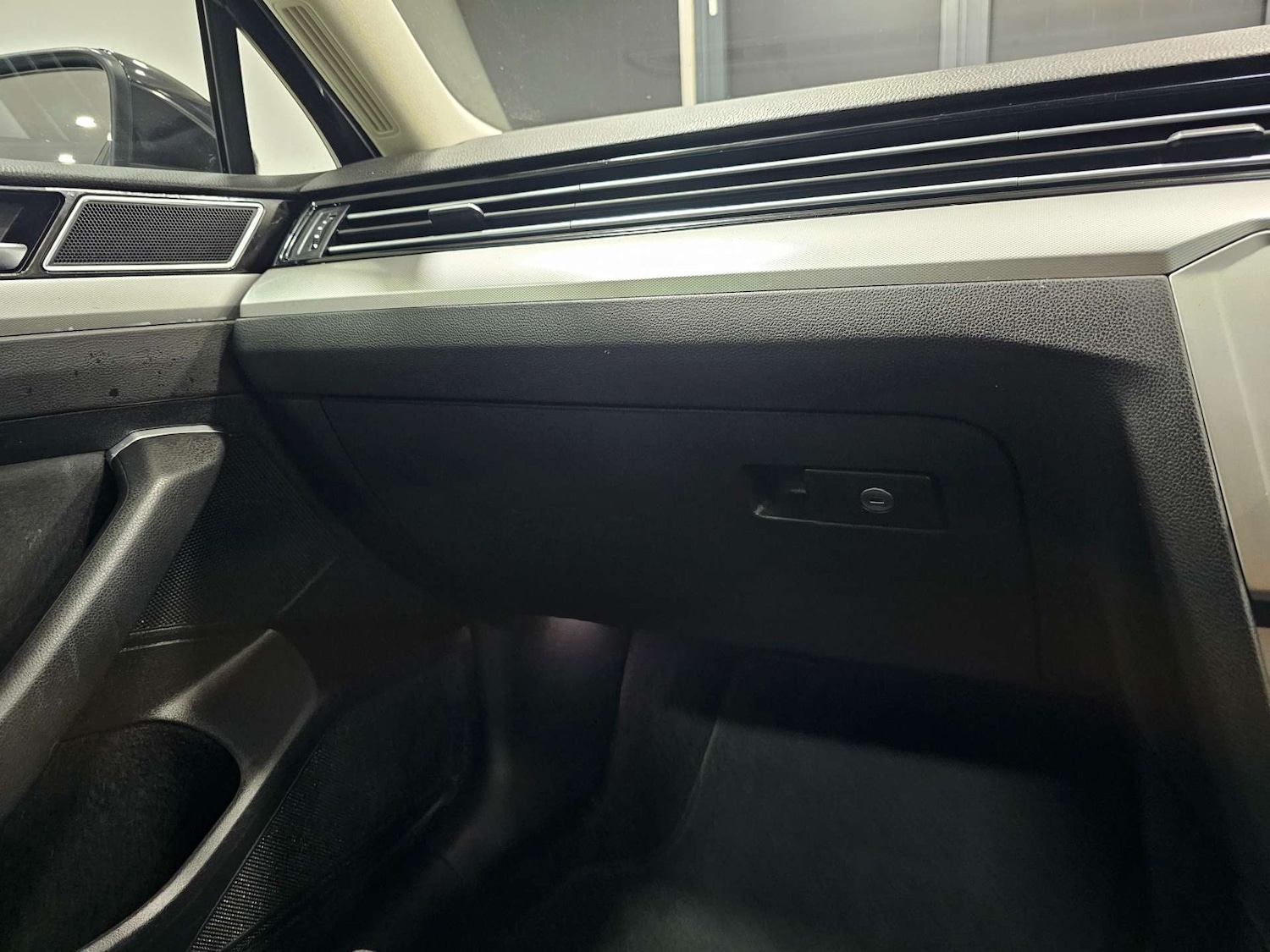 Used Volkswagen Passat 2017 for sale - 77547690: Photo 56