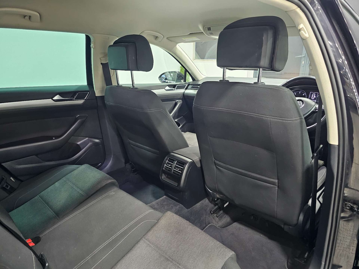 Used Volkswagen Passat 2017 for sale - 77547690: Photo 60