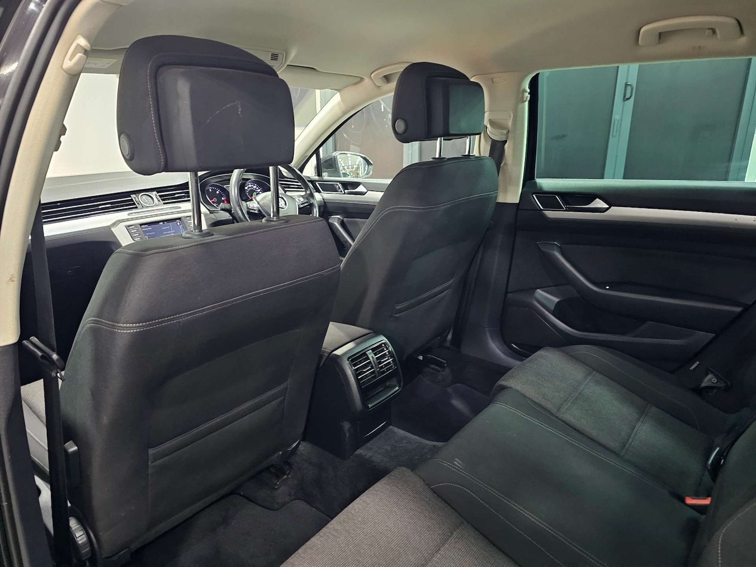 Used Volkswagen Passat 2017 for sale - 77547690: Photo 65